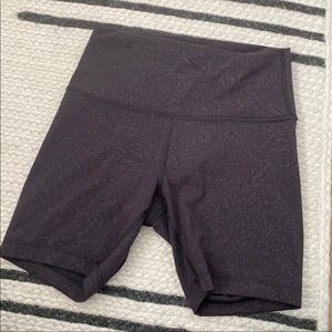 Lululemon Wunder Under Train Bike Shorts
